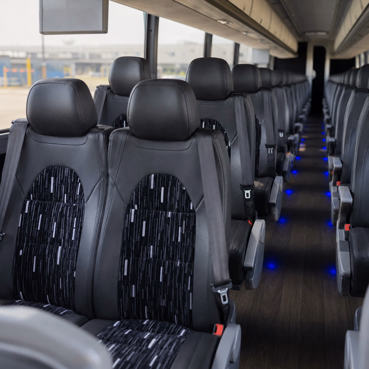 hotel shuttles for conferences and business travel